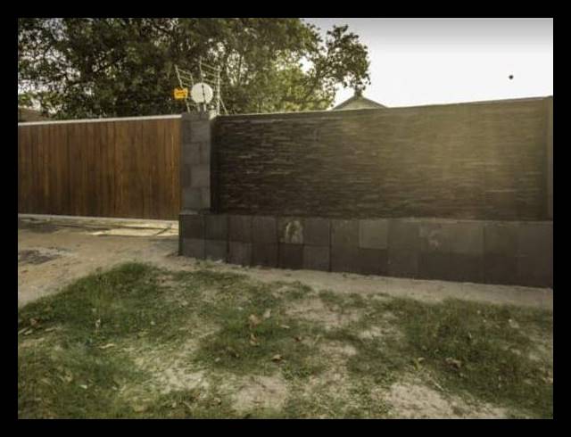 12 BEDROOM HOUSE FOR SALE IN ARBORETUM